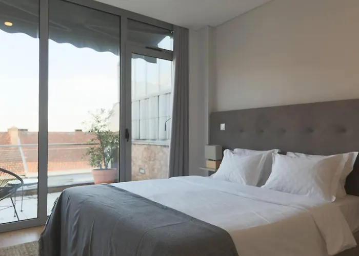 Marques Deluxe 3 & 4 *