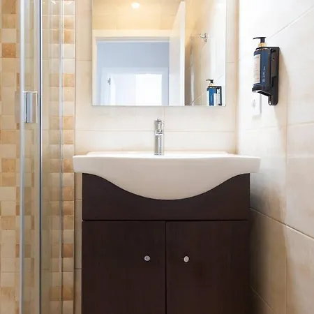 Marques Deluxe 3 & 4 *