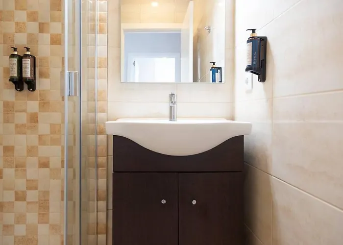 Marques Deluxe 3 & 4 *