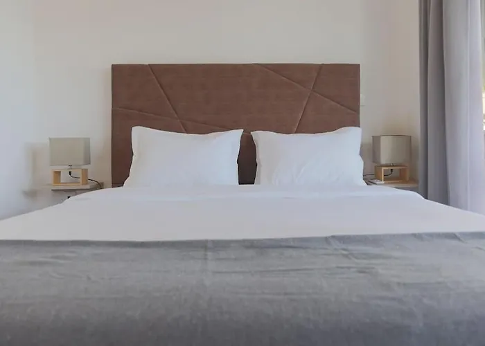 Marques Deluxe 3 & 4