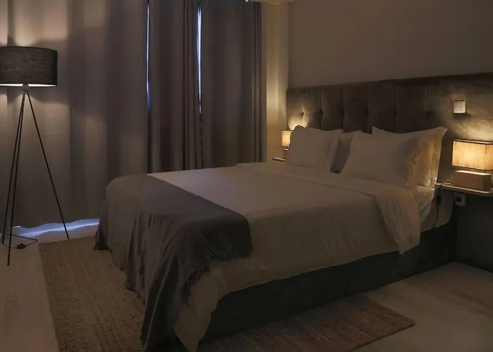 Marques Deluxe 3 & 4 Apartment *